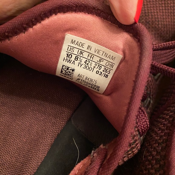 Adidas Maroon & white comfy athletic shoes 10 nice - Picture 9 of 10